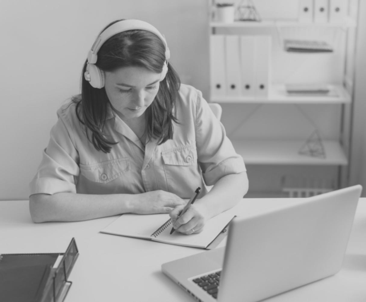 Tableaux de bord et visualisations de données financières pour suivre la performance